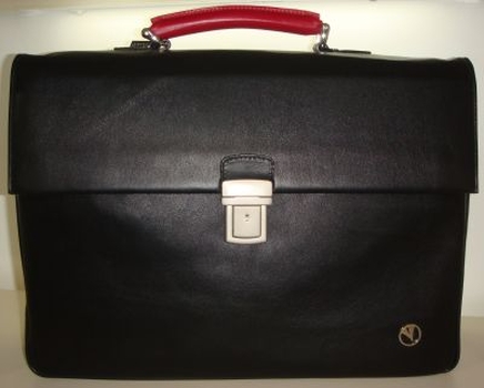M11.B01 Bag leather whit 1 zip   Портфель Marlen